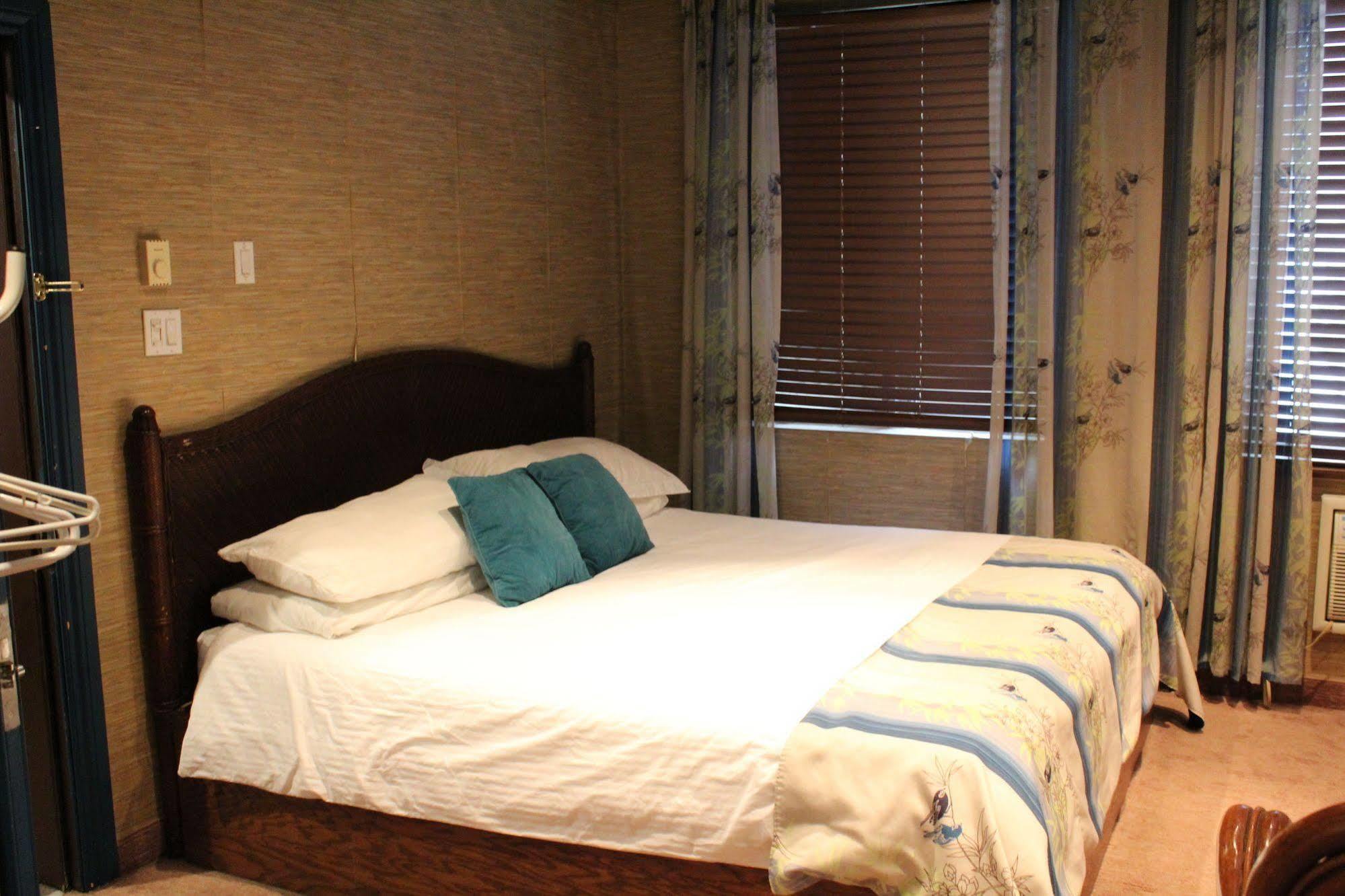 Capri Et Motel Repentigny